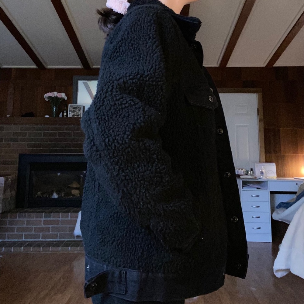 Jacket - Picture 3 of 7
